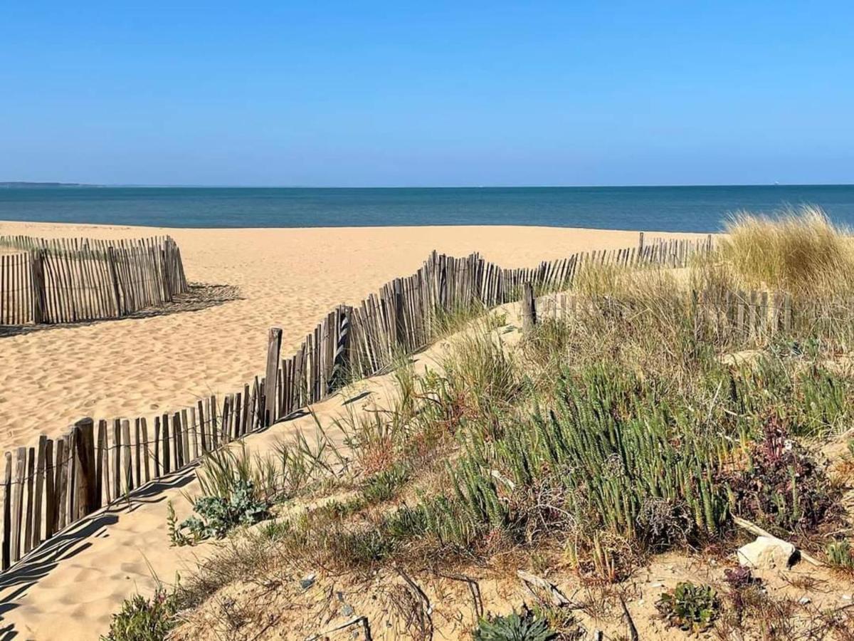 Duplex 3 Pieces A Deux Pas De La Plage Avec Parking - 4 Pers - Fr-1-706-16 シャトライヨン・プラージュ エクステリア 写真