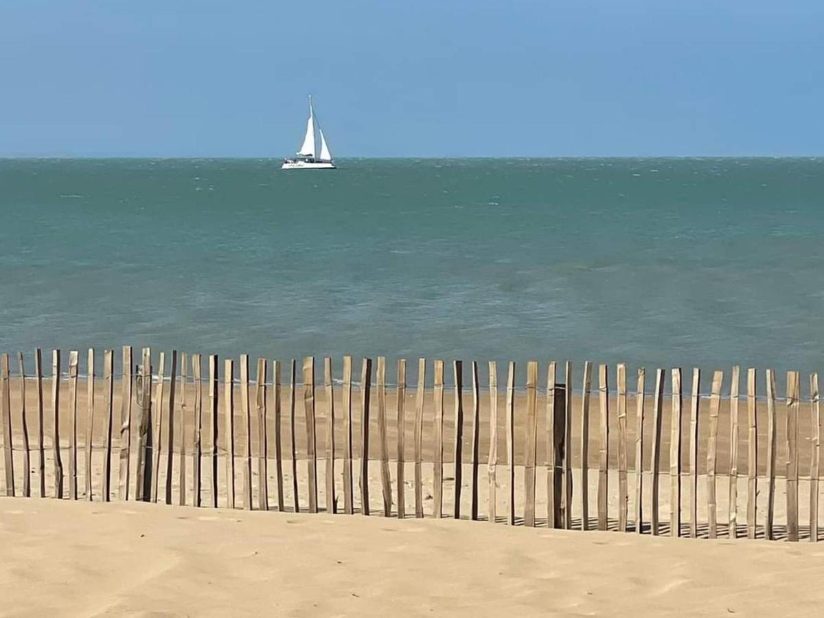 Duplex 3 Pieces A Deux Pas De La Plage Avec Parking - 4 Pers - Fr-1-706-16 シャトライヨン・プラージュ エクステリア 写真